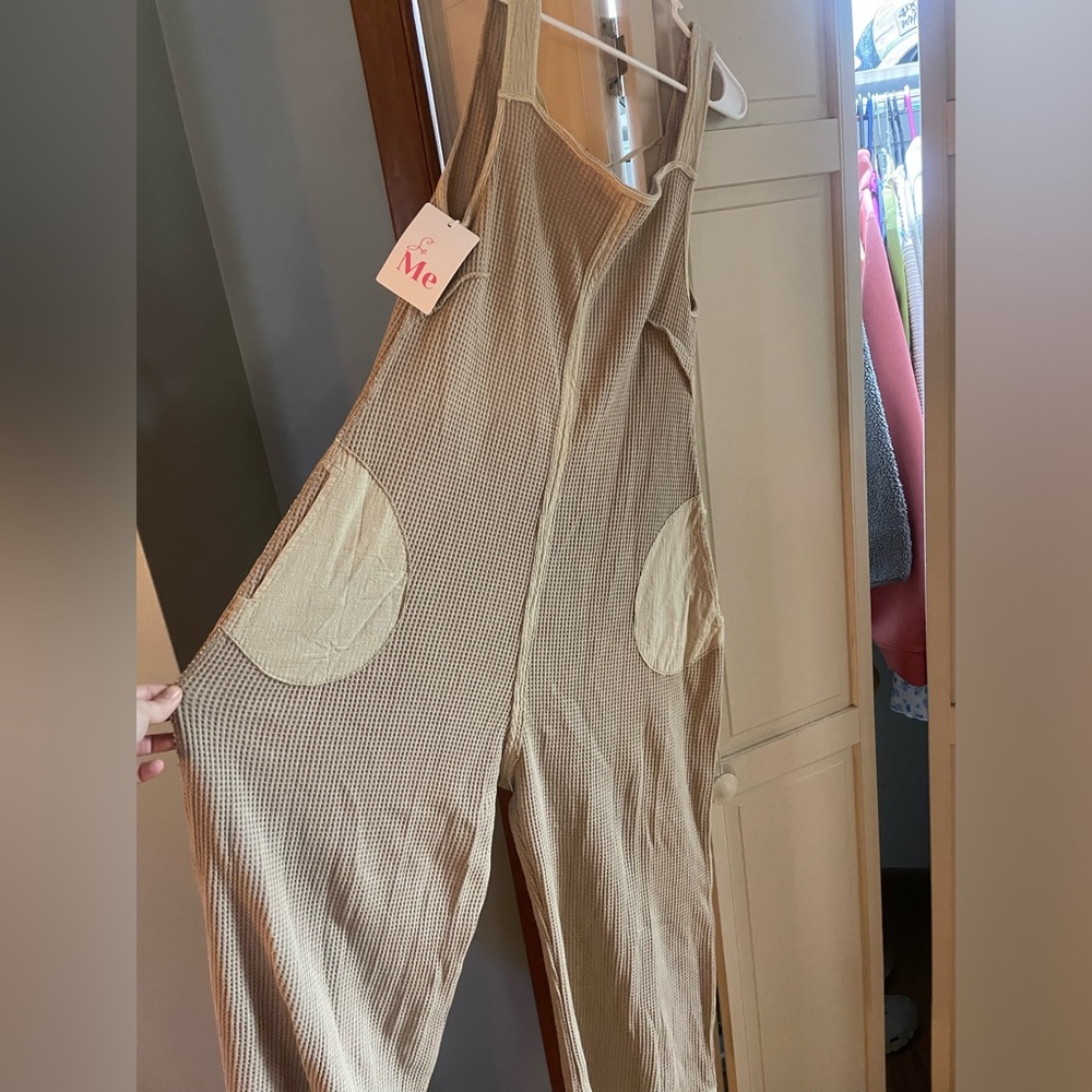 Size large NWT waffle jumpsuit